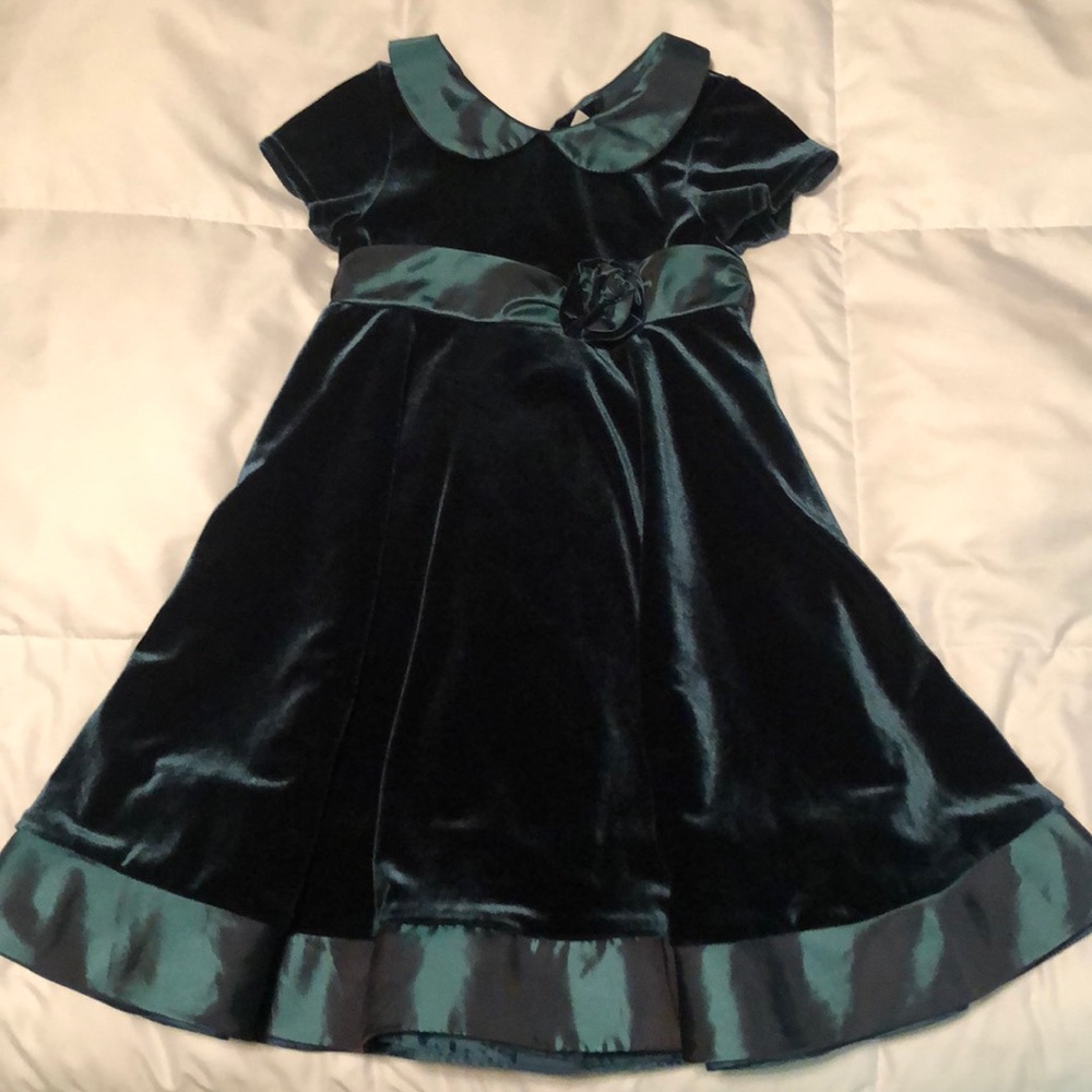 Velvet green dress